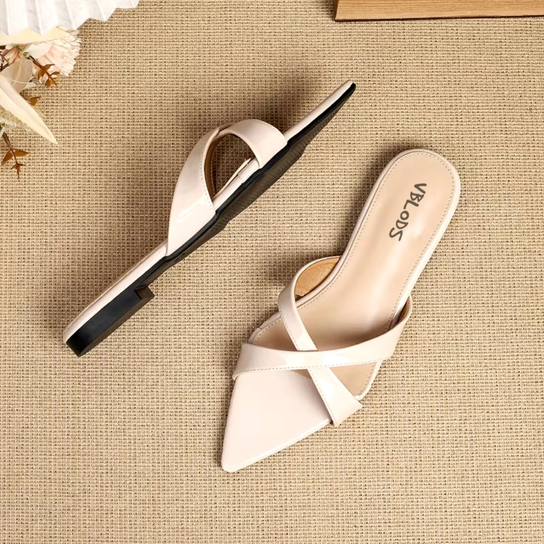 biege x pointed flats